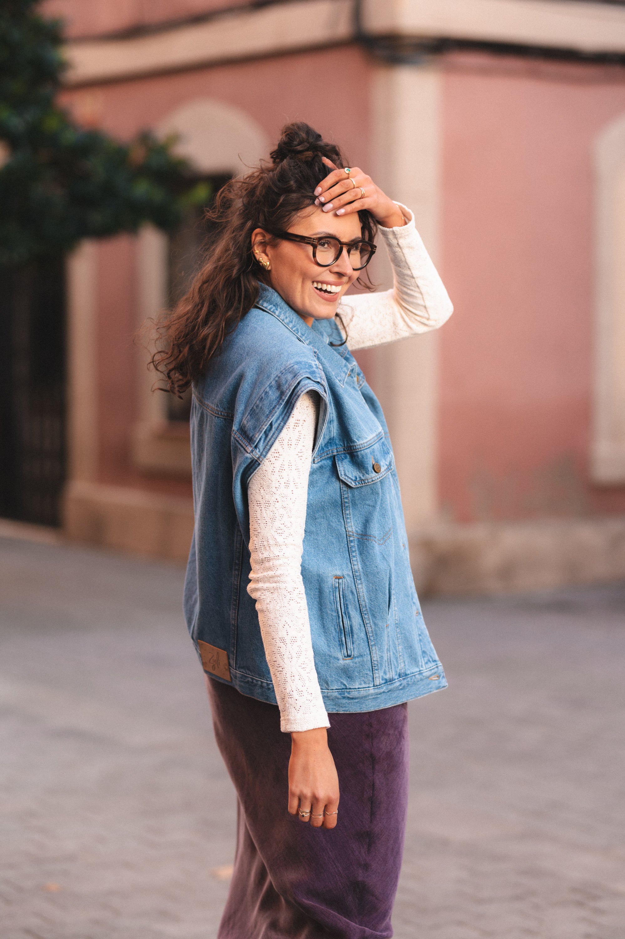 Spódnica MORELLA z rozcięciem UVA