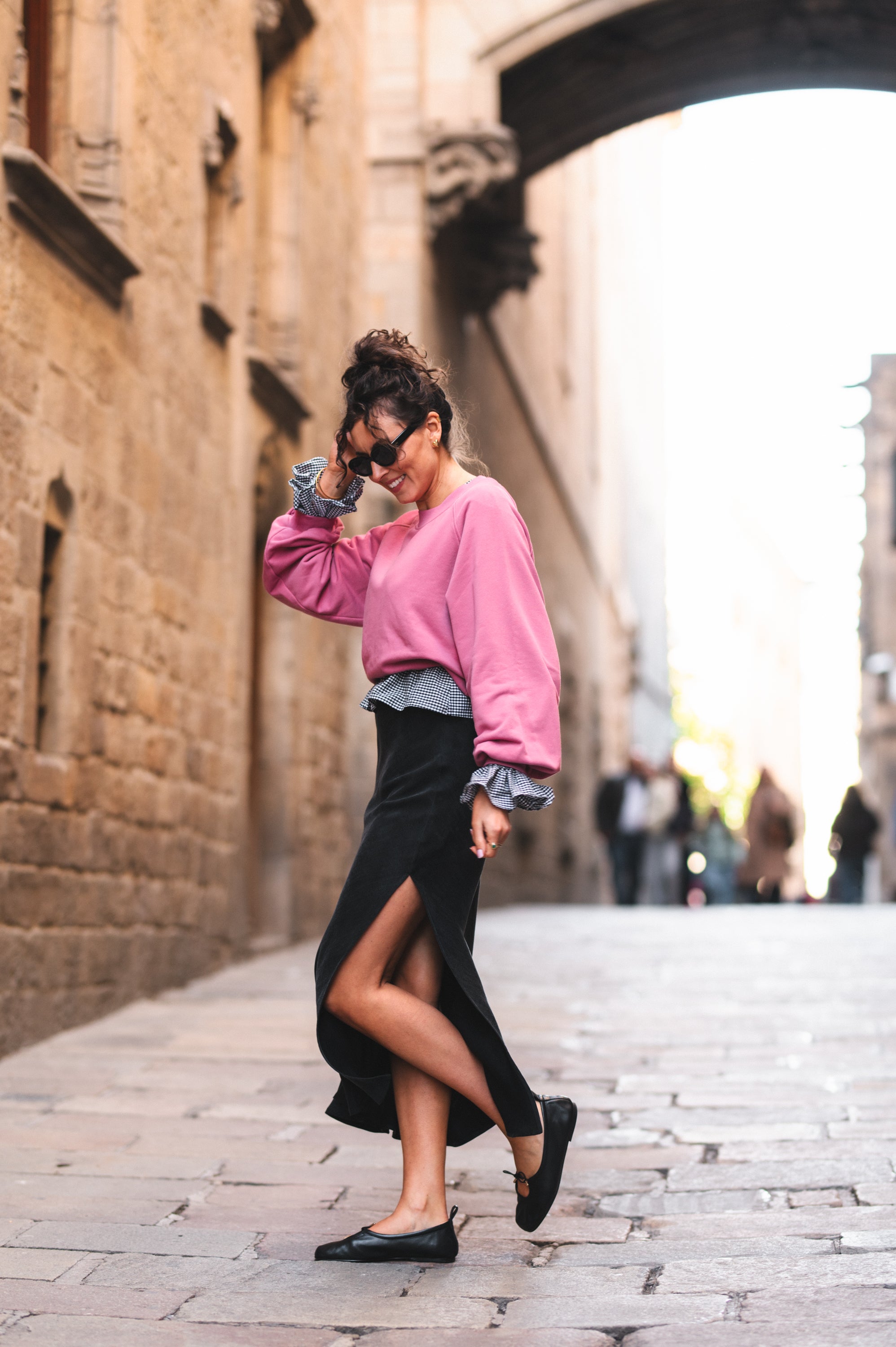 Spódnica MORELLA z rozcięciem NEGRA