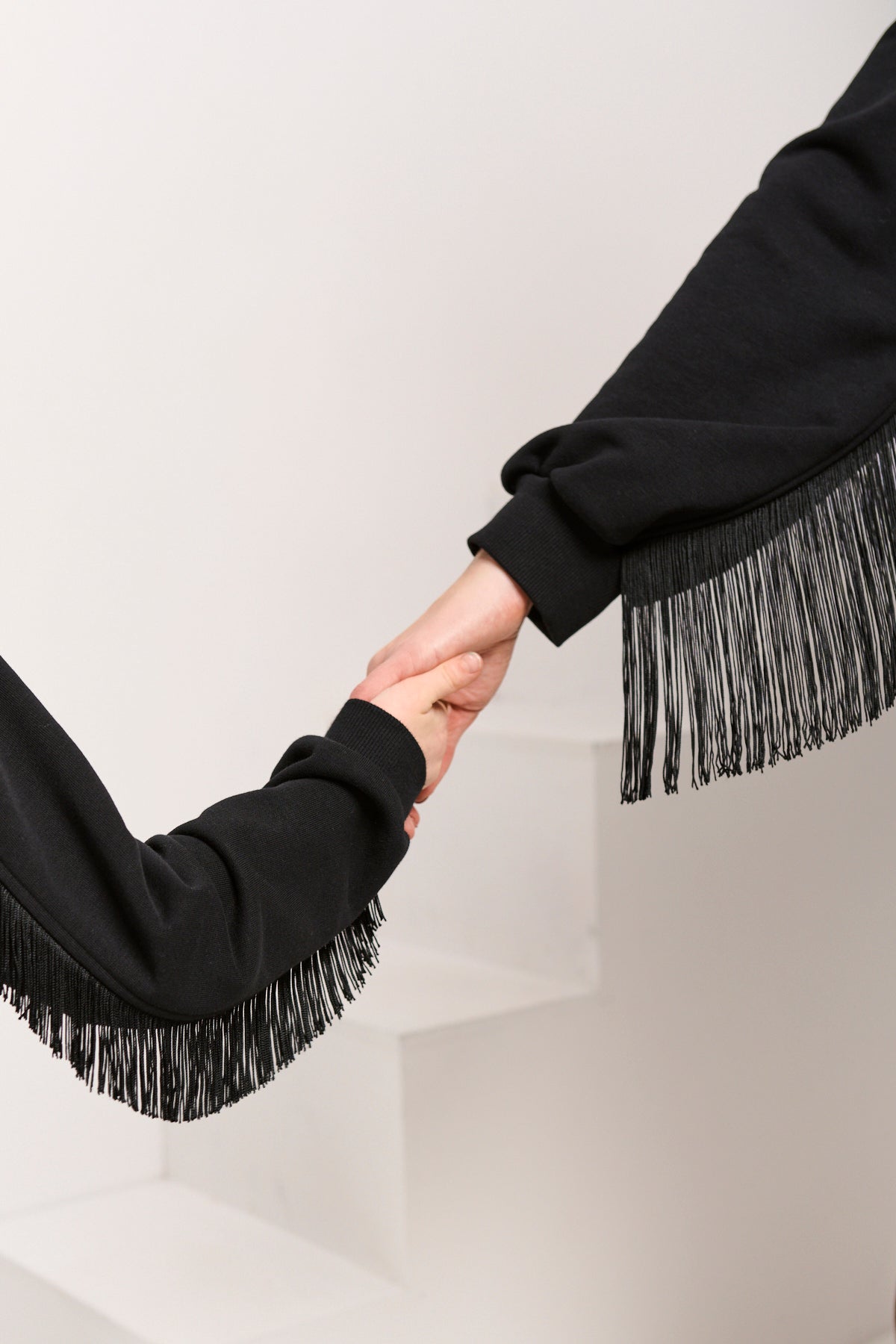 Bluza dziecięca z frędzlami ANDALUCIA NEGRA