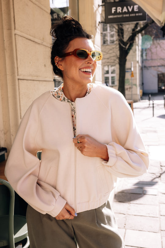 Bomberka TRAMA CREMA