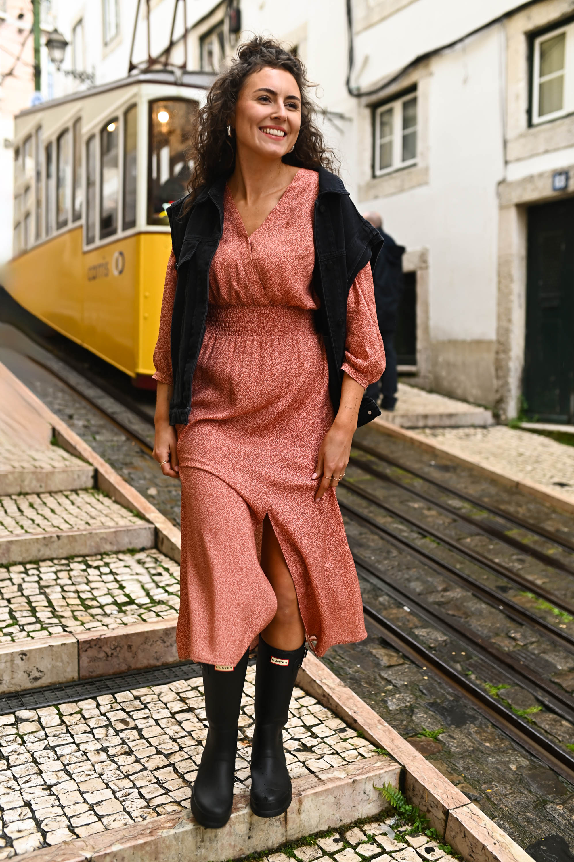 Sukienka SINTRA LEVE