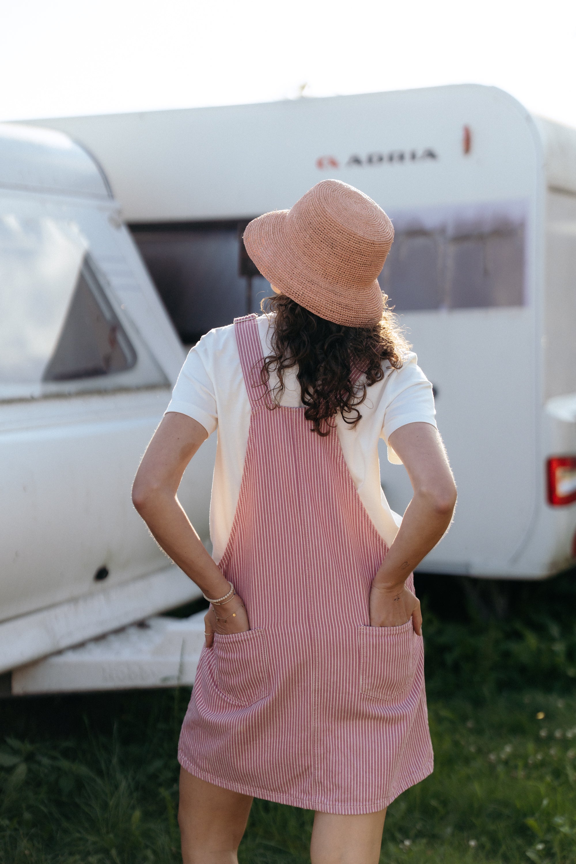 Kapelusz BUCKET ZULI X NAMANA ROSA