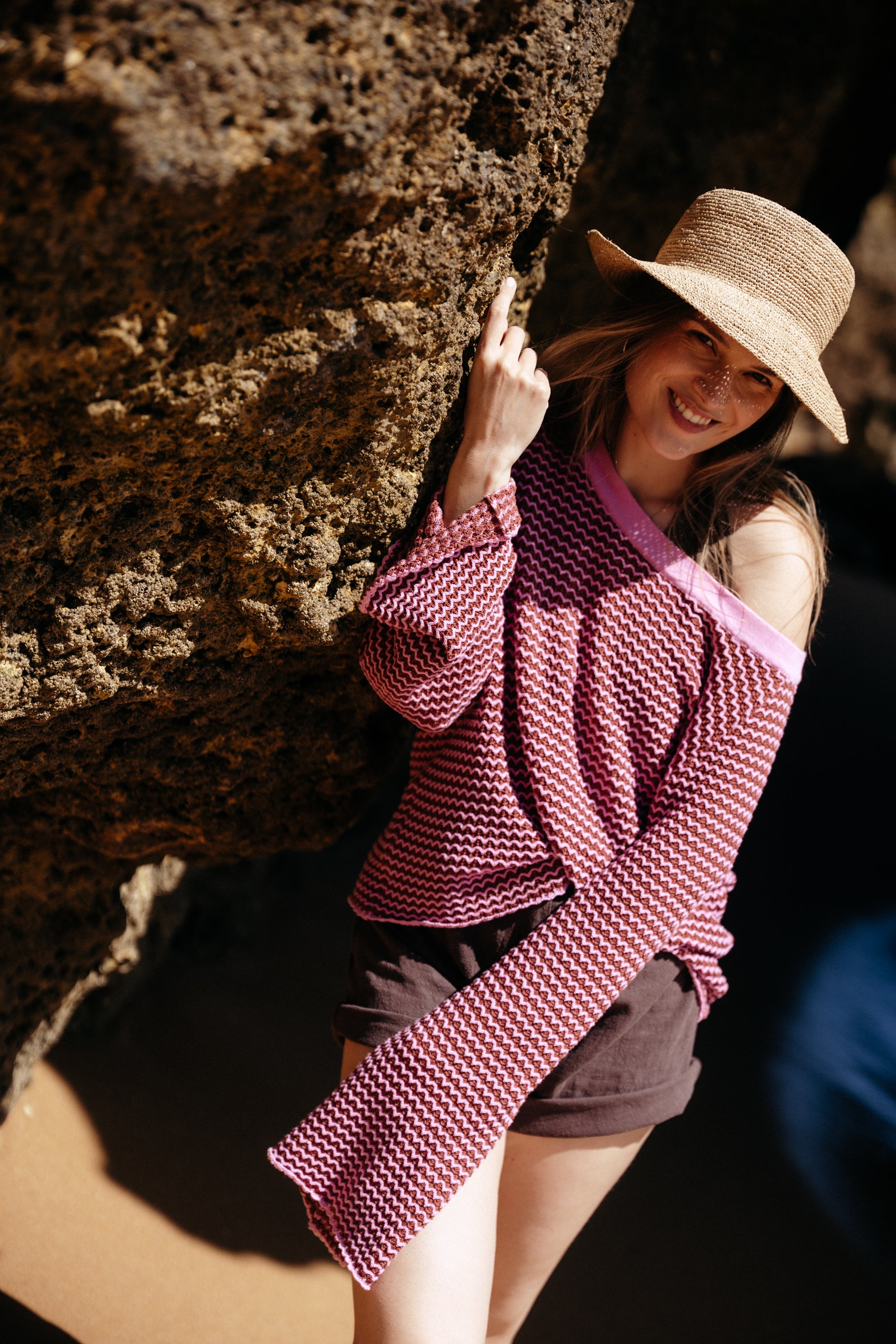 Sweter ażurowy LAGOS ROSA