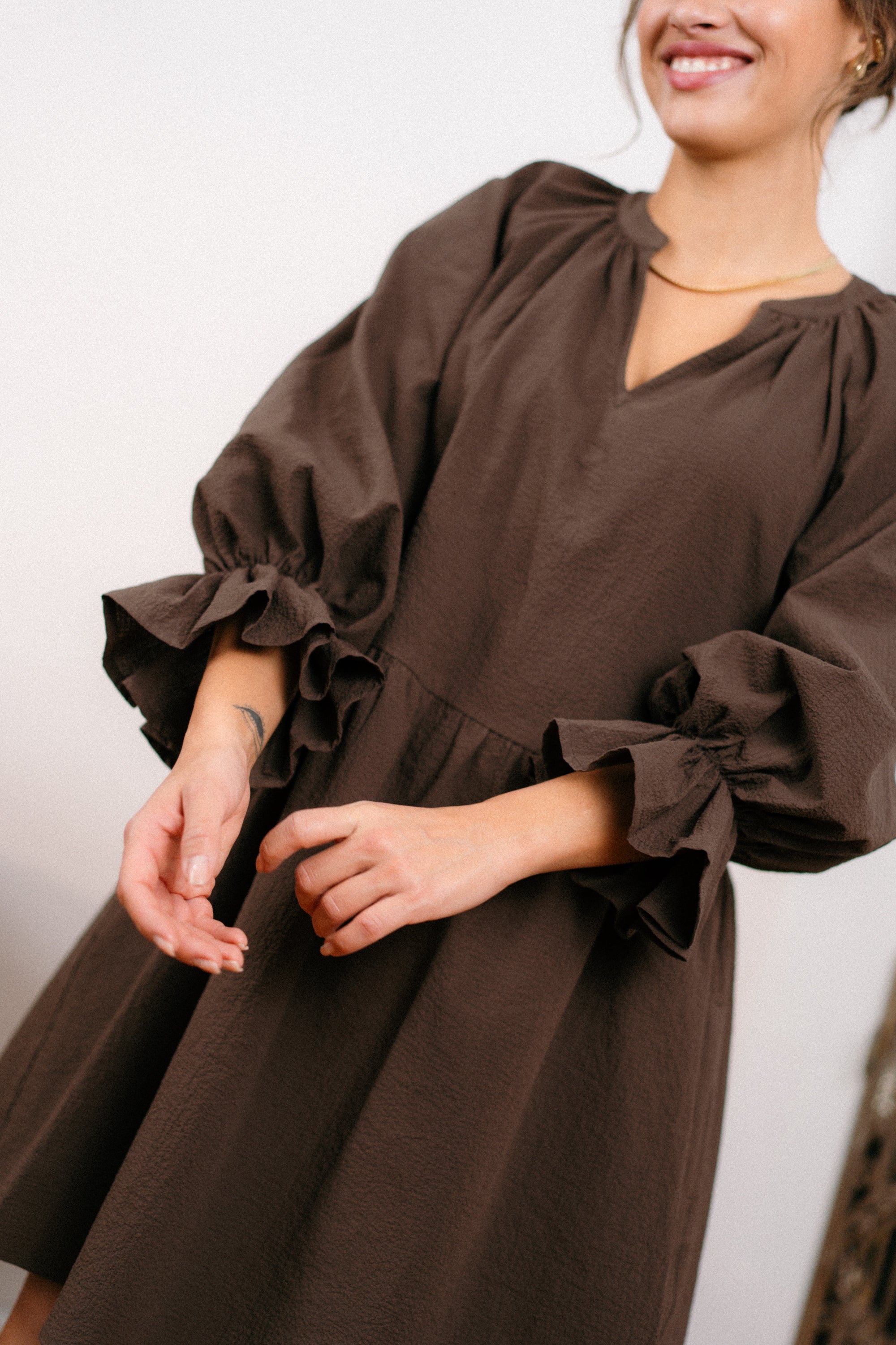 Sukienka LIA MARRÓN