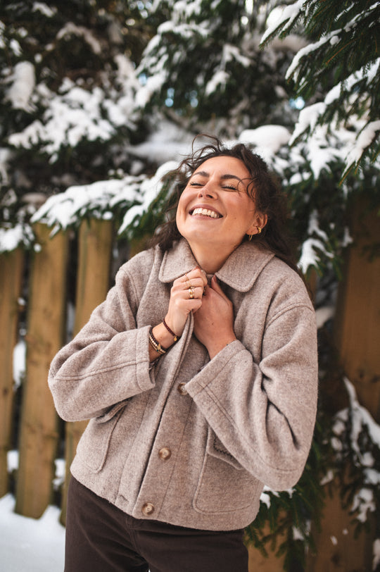 Kurtka VIRGIN WOOL z haftowanymi kieszeniami