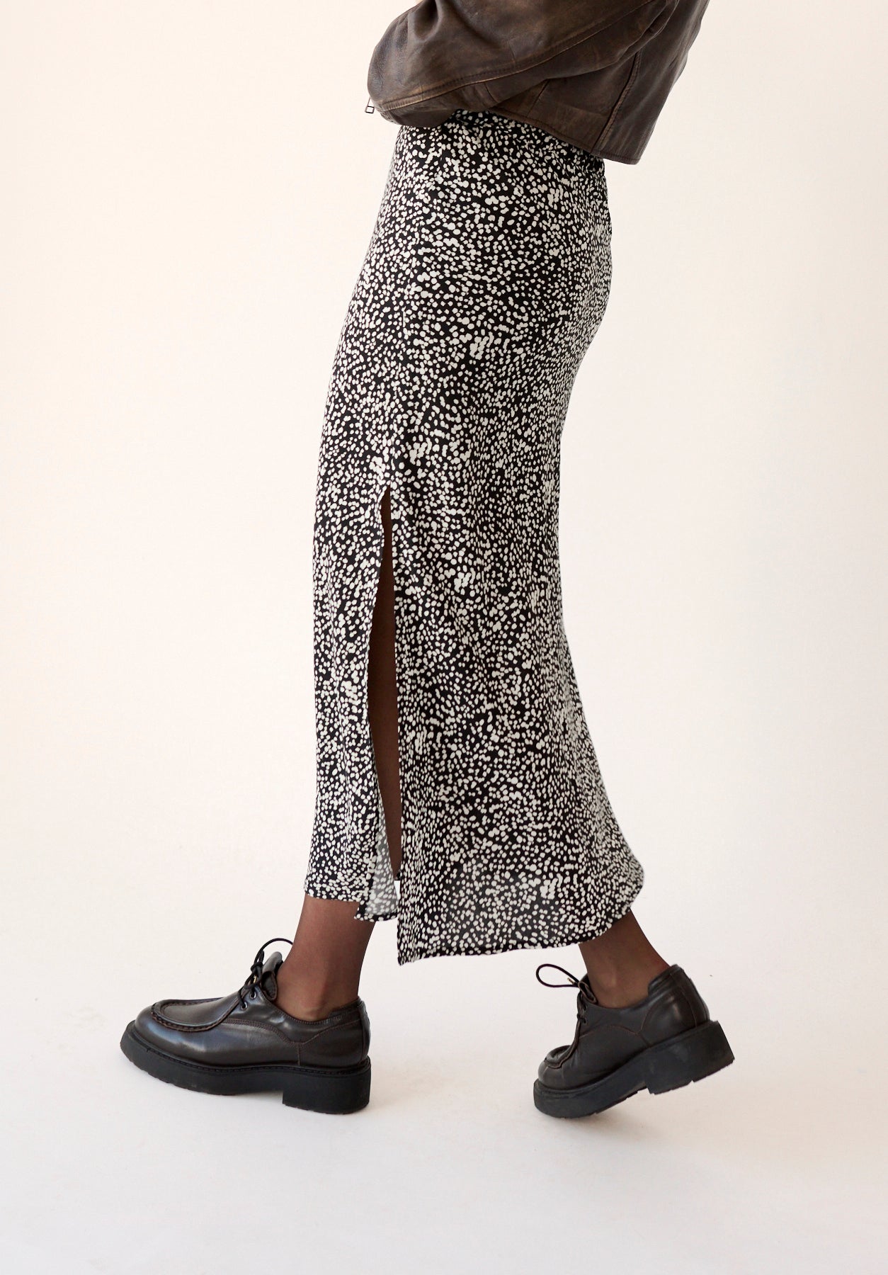 Spódnica MORELLA z rozcięciem ARENOSA