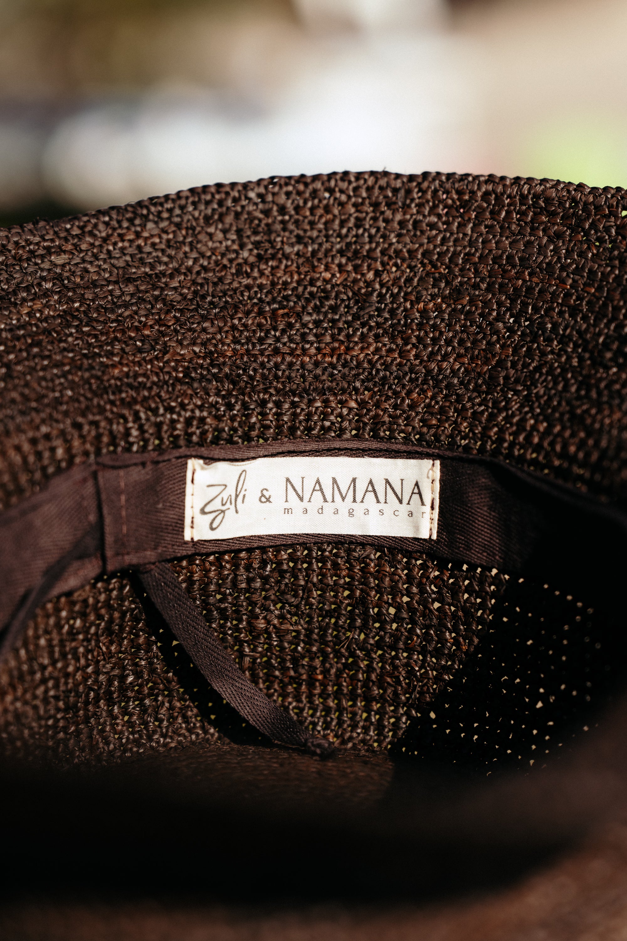 Kapelusz BUCKET ZULI X NAMANA MARRÓN