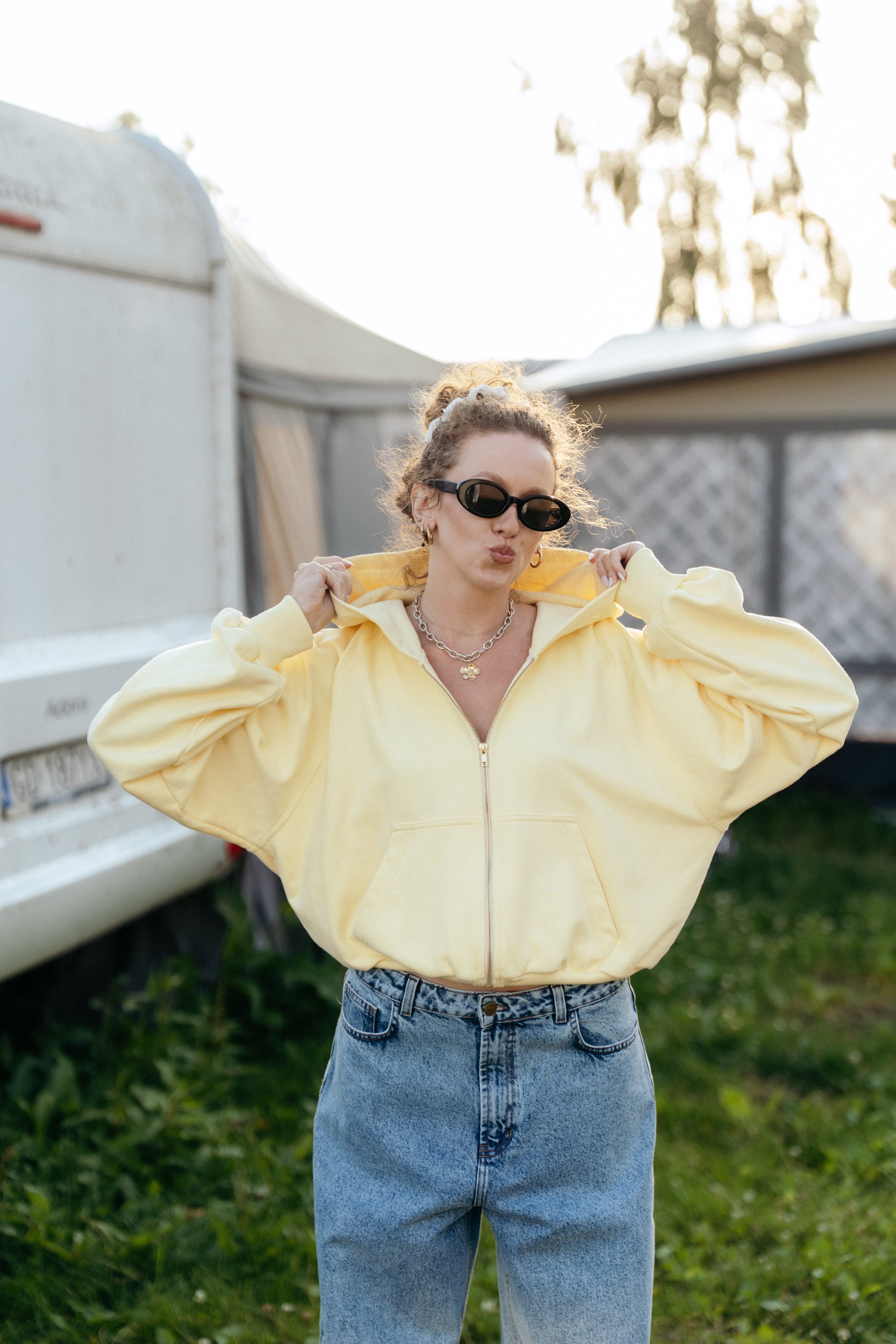 Bluza z kapturem CAPUCHA AMARILLO