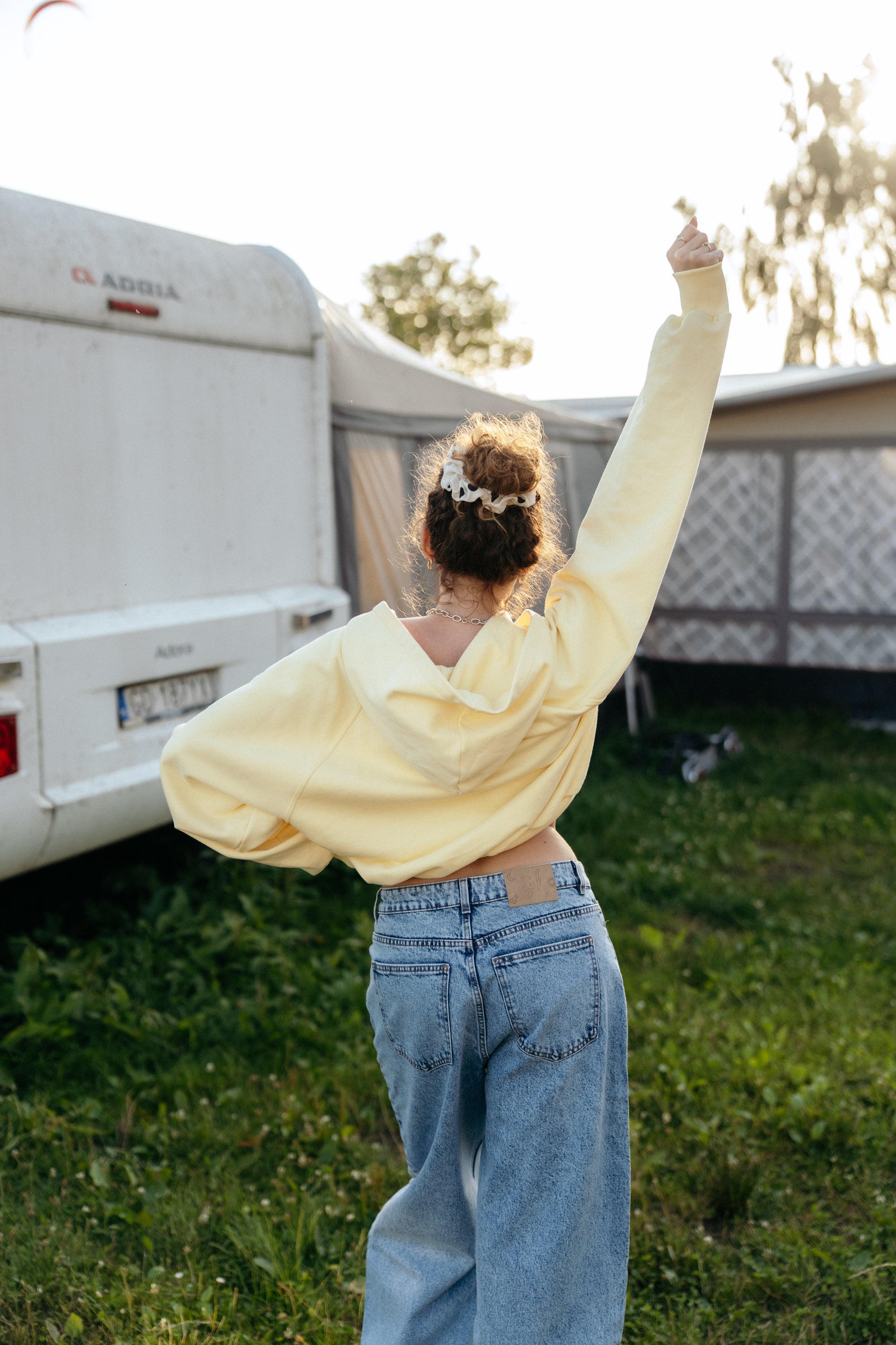 Bluza z kapturem CAPUCHA AMARILLO
