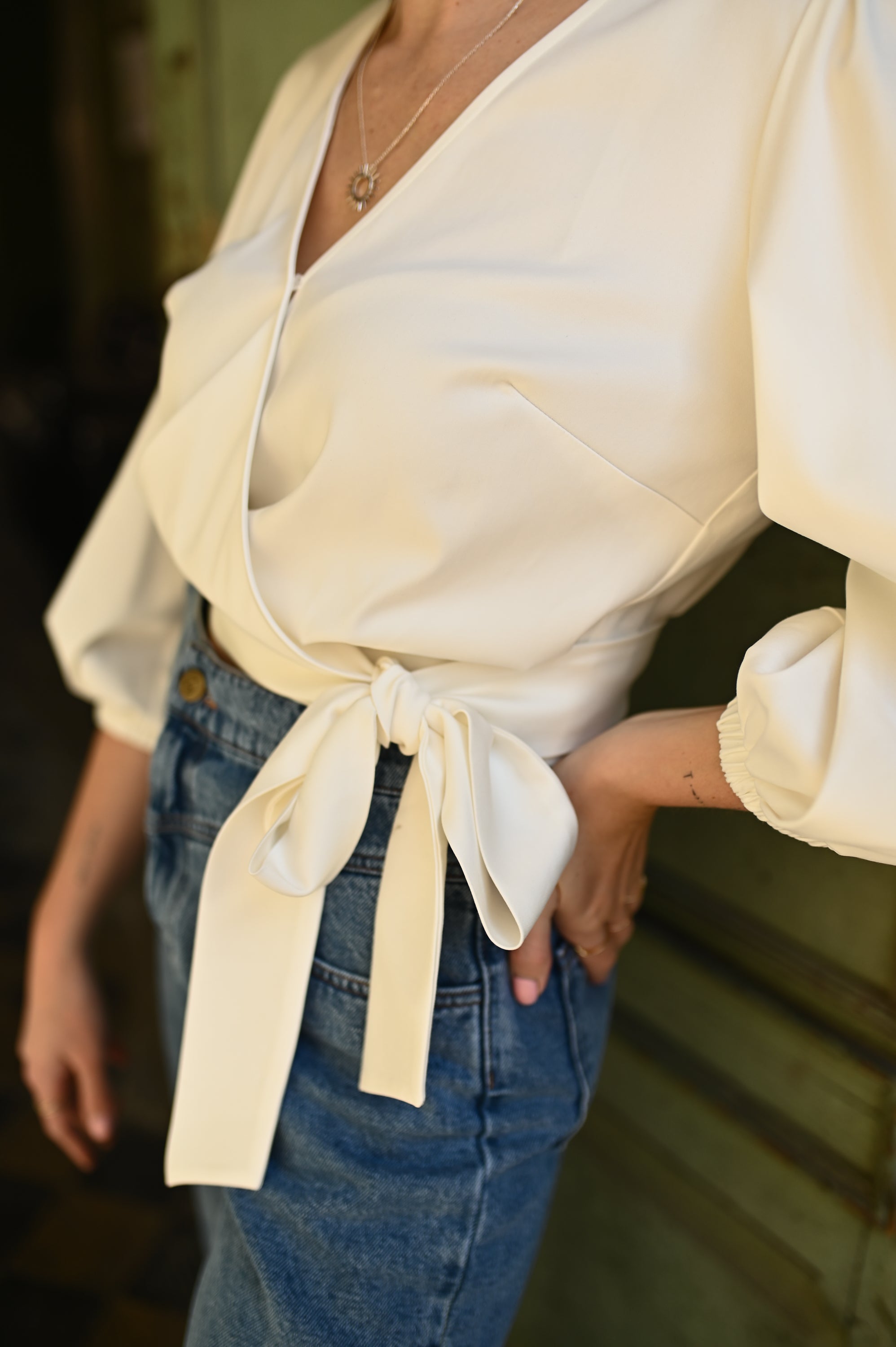 Bluzka kopertowa MERIDA BLANCA