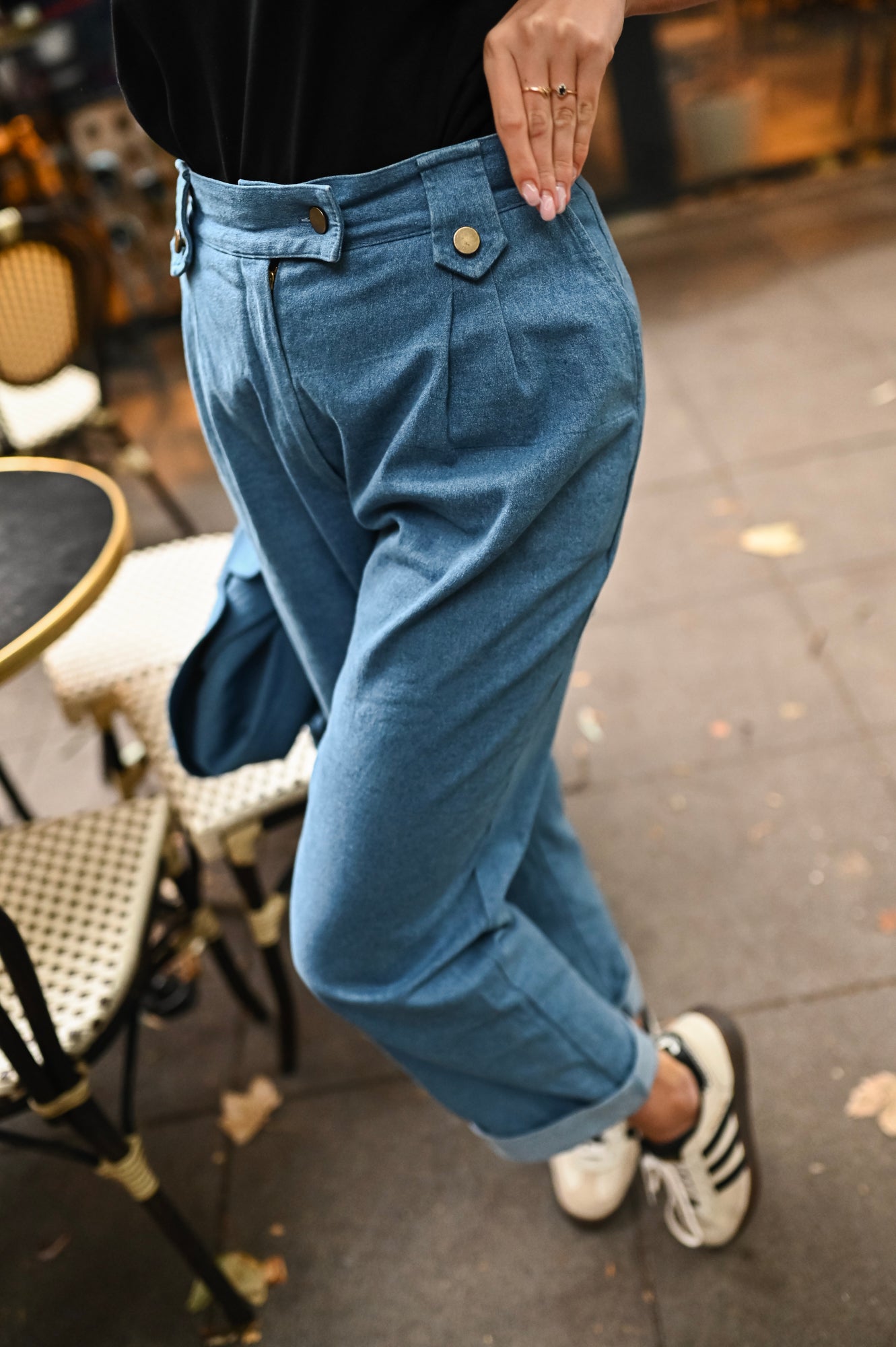 Zestaw niebieskie JEANS i czarny pasek skórzany