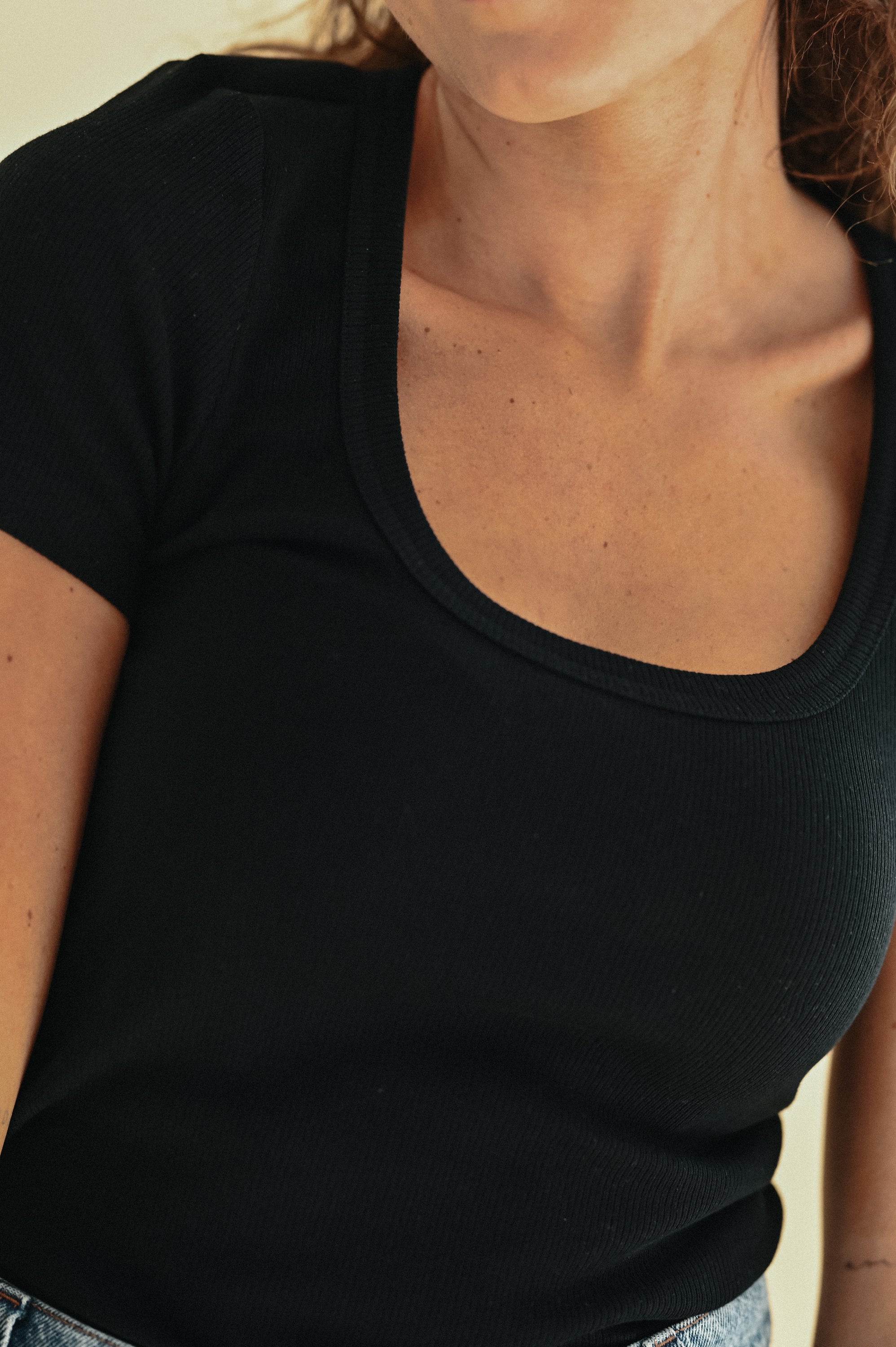 Bluzka ONTURIA NEGRA