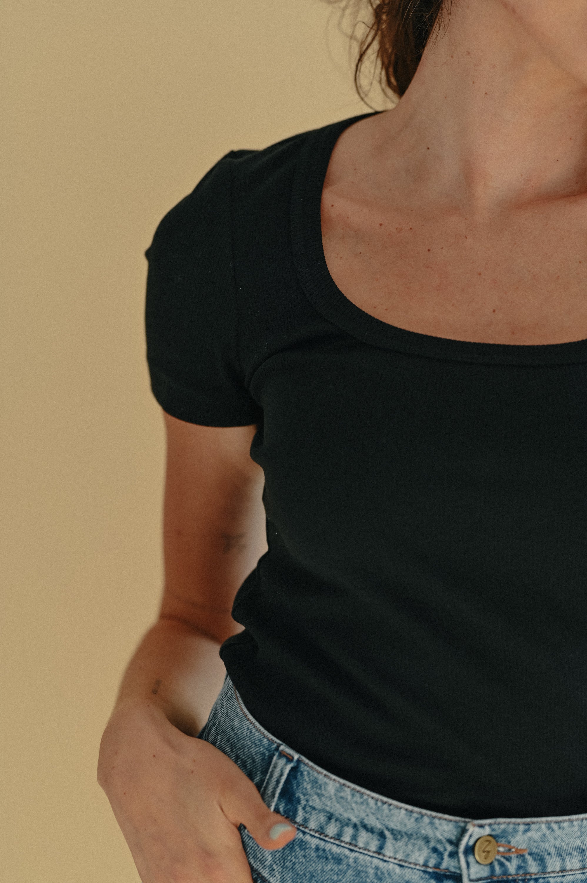 Bluzka ONTURIA NEGRA