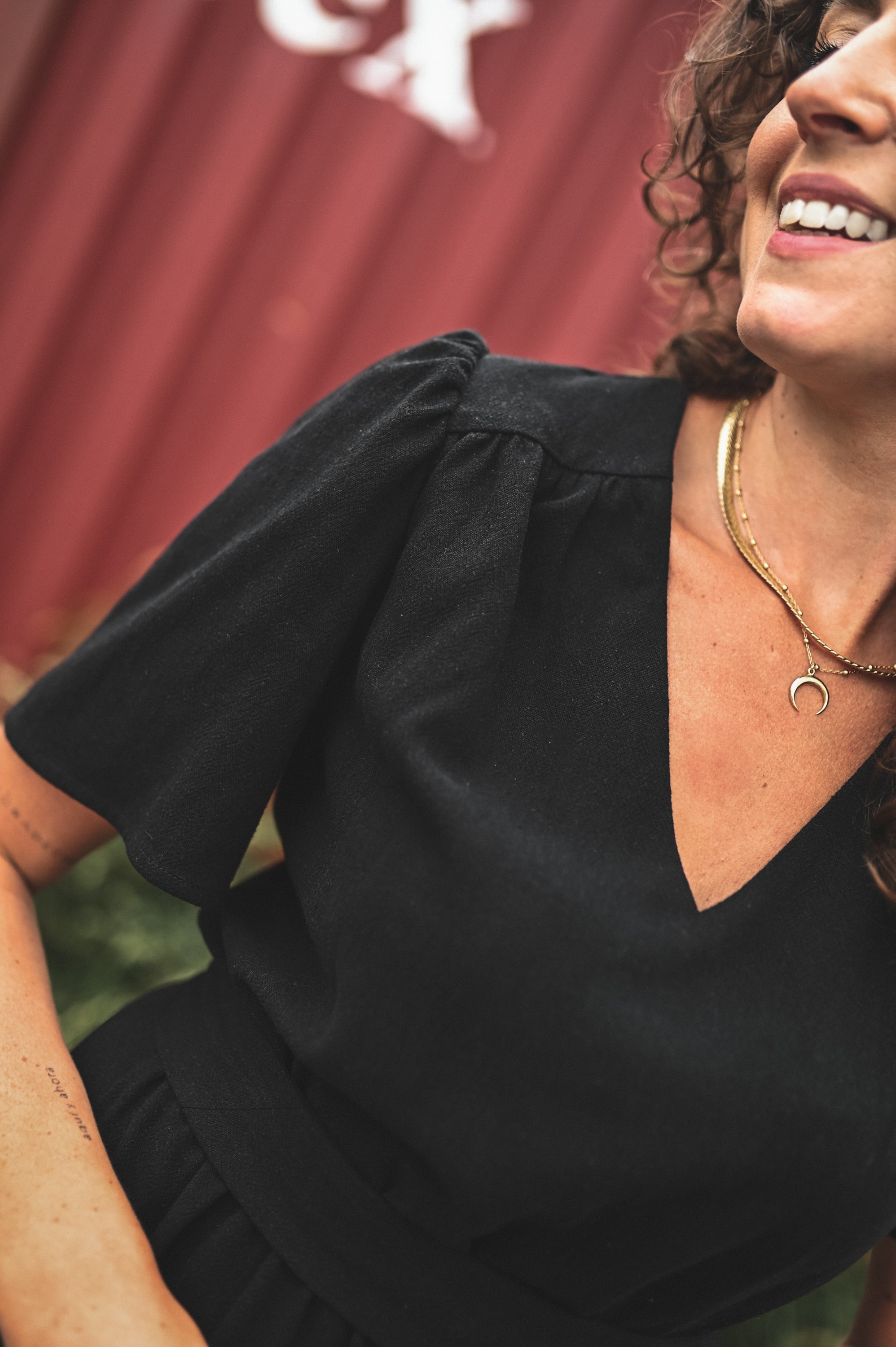 Sukienka DENIA MINI NATURAL NEGRA