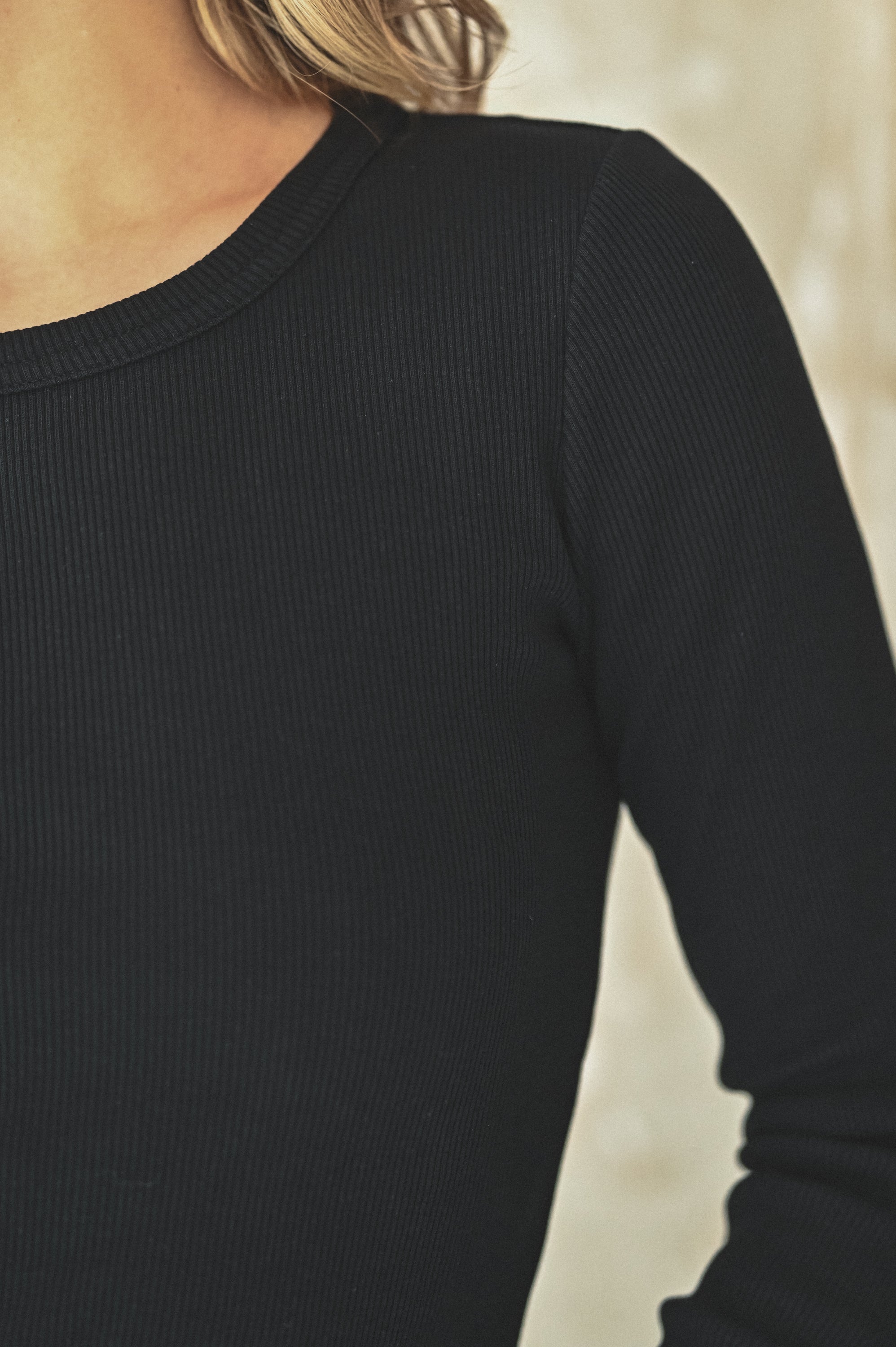 Longsleeve LLANES NEGRA